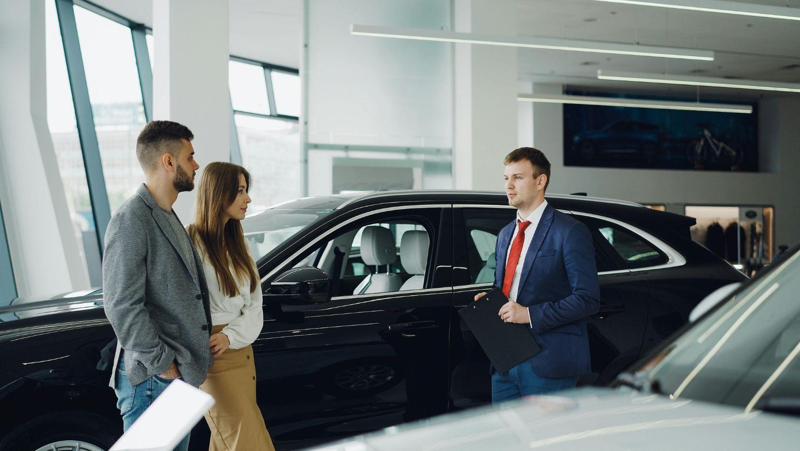 car buying mistakes, car purchase errors, costly car mistakes, avoid car buying pitfalls, new car buying tips, car dealer mistakes, financial errors in car buying, vehicle purchase mistakes, car shopping errors, expensive car buying errors